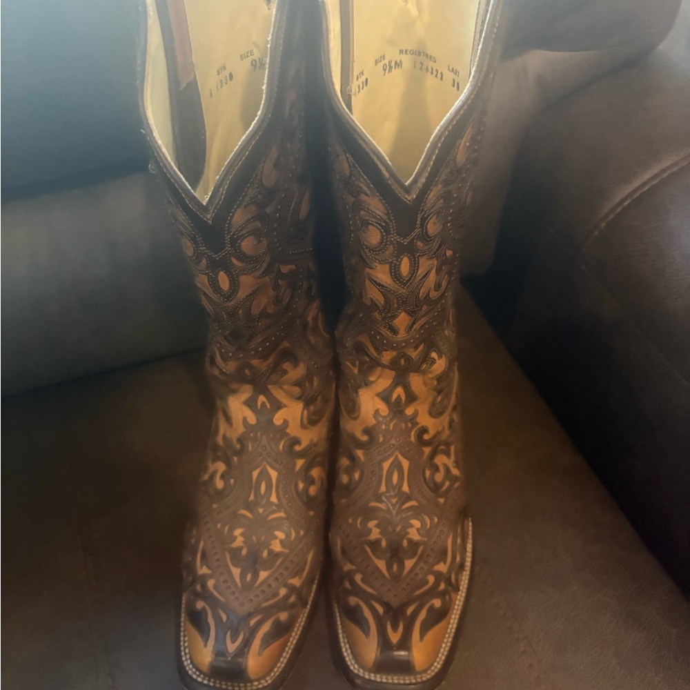 Corral Brown and Tan Western Boots